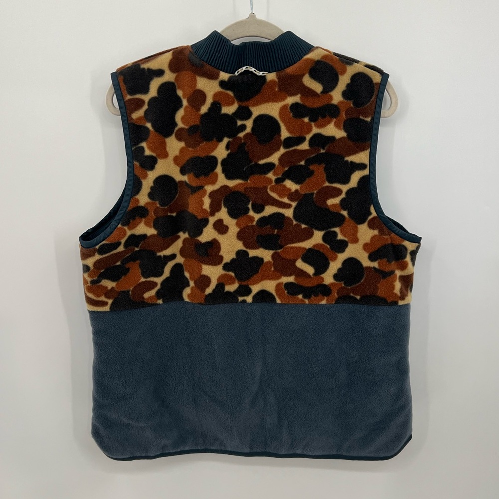 Columbia Reversible Camo Vest View 2
